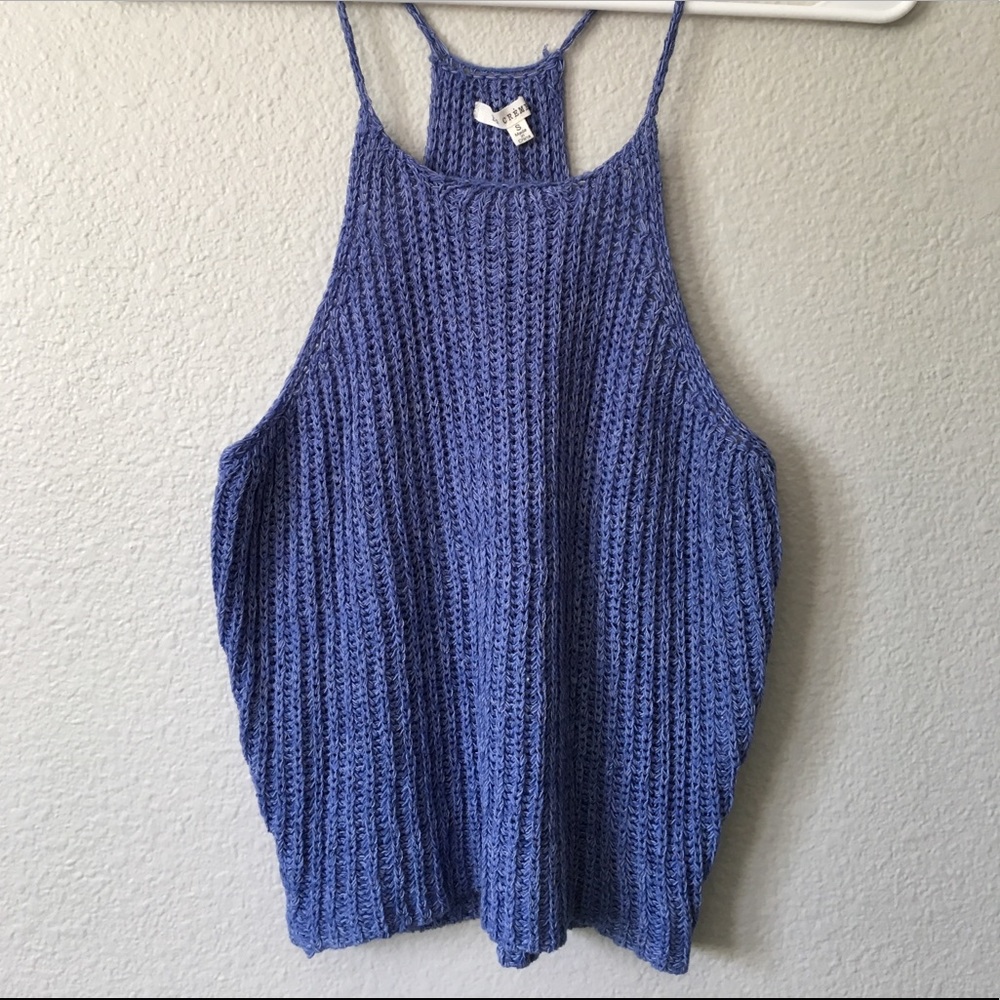 NWT em creme crocheted tank